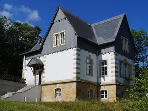 Haupteingang der Villa Haupteingang der Villa
