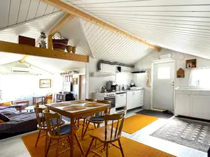 Indoor Indoor