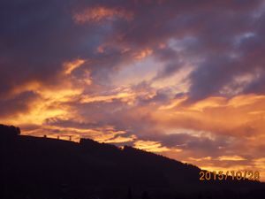 Kostbare Momente genießen ... glühender Himmel über dem Stoißberg