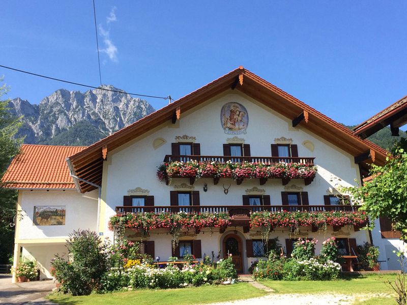 Der Kastnerhof - Ihre Ferienunterkunft am Fuße zum Hochstaufen