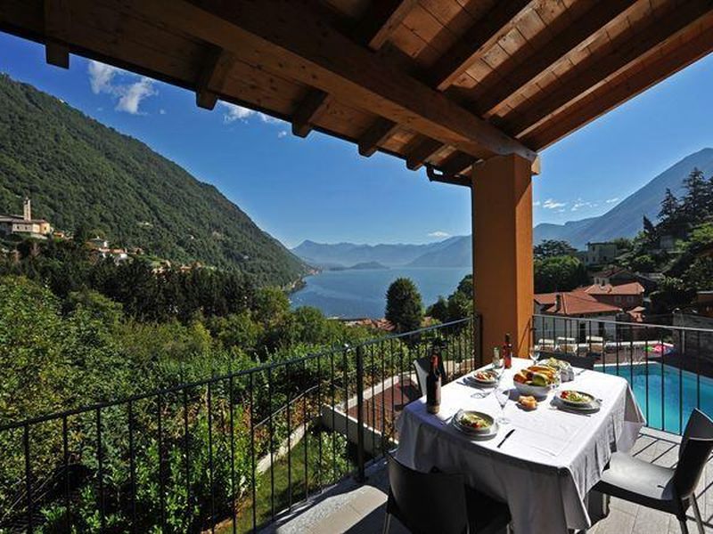 Privaten Balkon mit Blick auf den See