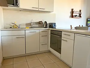 Wohnraum mit offener Küche