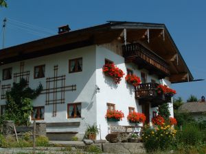 Hausansicht Ferienwohnung Schuster am Fellerer