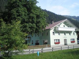 Vordere Ansicht Gästehaus Hoamat´l