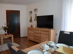 TV TV