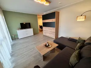 Waidweg 9C Nr. 1 Hirschblick - Wohnzimmern mit Schrankbett