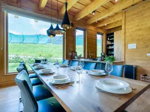 DiningRoom DiningRoom
