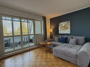 Wohnzimmer mit Blick über Reichenhall