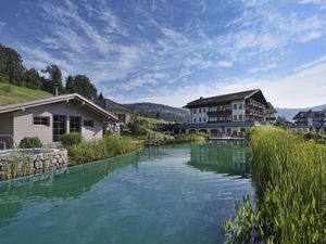 Naturbadesee und Kaminsauna