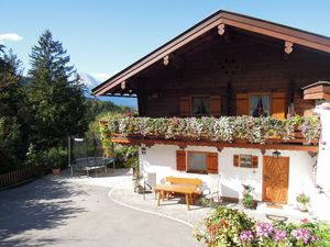 Haus mit Terrasse