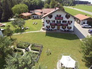 Gästehaus Lechner und Chalet Oachkazl