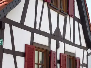 Hausansicht von der Strasse aus
