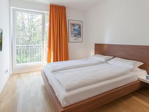 Schlafzimmer mit Doppelbett