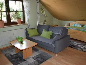 Wohnzimmer mit Schlafcouch