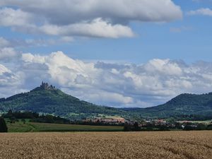 Blick zur  Burg Hohenzollern