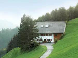 exterior exterior