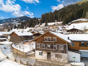 Außenseite Ferienhaus [Winter]