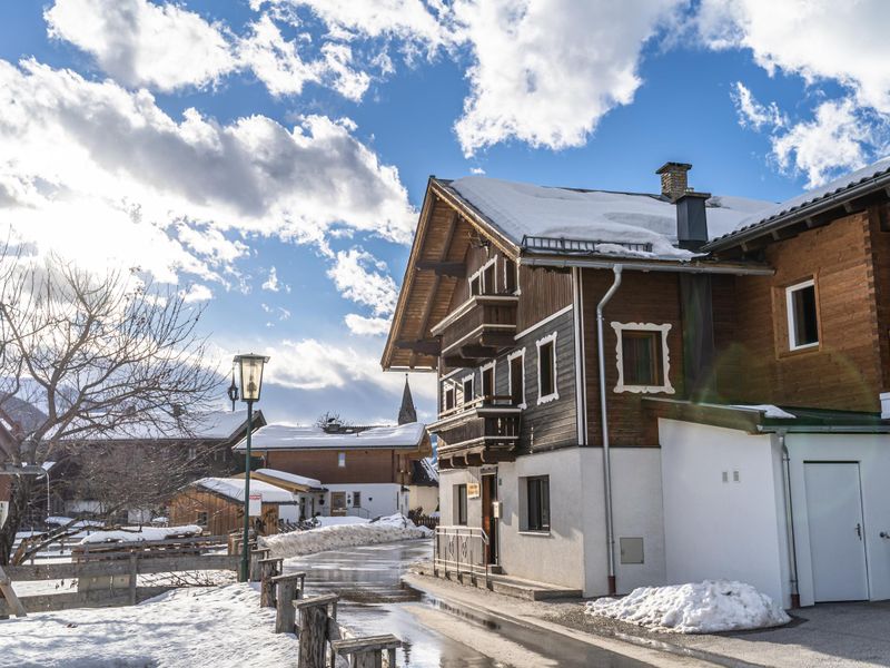 Außenseite Ferienhaus [Winter]