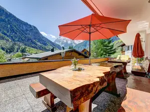 Haus Tuklar (2) Haus Tuklar (2)