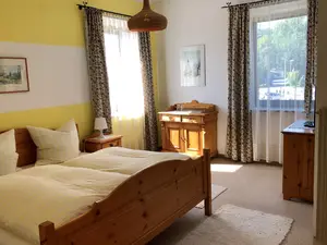 Ferienwohnung Riesenkopf Schlafzimmer mit Doppelbett Ferienwohnung Riesenkopf Schlafzimmer mit Doppelbett