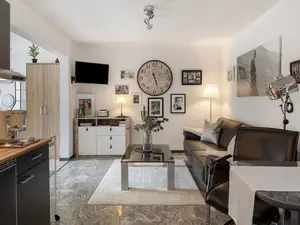 Photo, INSIDE, OUTSIDE