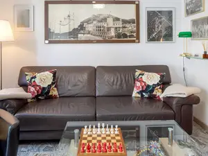 Photo, INSIDE, OUTSIDE