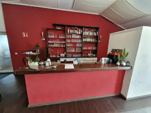 Rezeption und Bar Rezeption und Bar