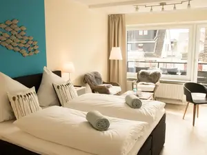 liebevoll und farbenfroh