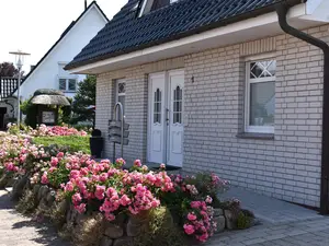 Repäsentativer Haupteingang mit Friesenwall Repäsentativer Haupteingang mit Friesenwall