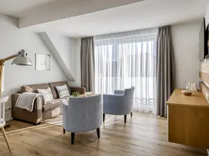 Wohnraum mit integrierter Küchenzeile