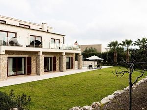 Villa Jade Cap Vermell Estate