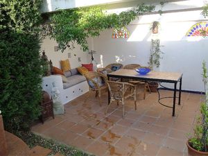 Terrasse. Das Gartenhaus oder Loggia