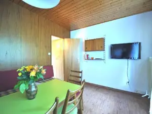 Photo, INSIDE, OUTSIDE