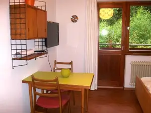 Photo, INSIDE, OUTSIDE