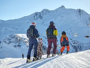 Skifahren_am_Sonnenkopf_(c)_Alex_Kaiser_-_Alpenreg Skifahren_am_Sonnenkopf_(c)_Alex_Kaiser_-_Alpenreg