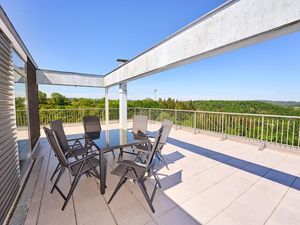 Terrasse mit Sitzgruppe