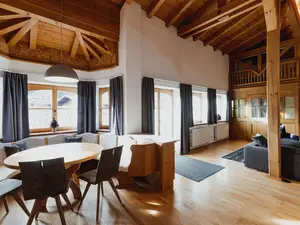 Wohnbereich mit Essbereich