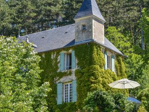 Außenseite Ferienhaus [Sommer]