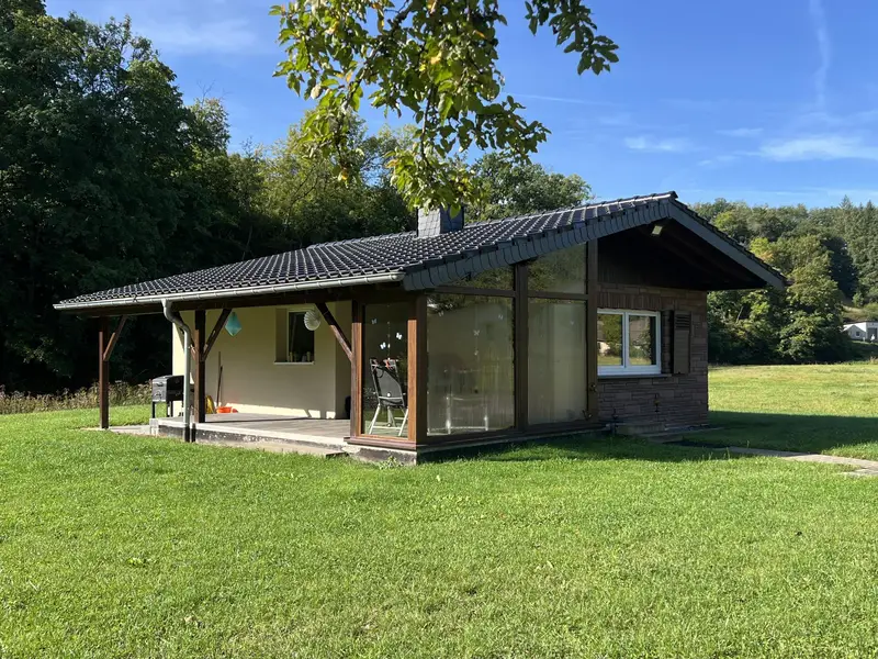 Hausansicht von der Seite