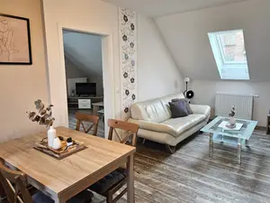 Wohn-Schlafraum Apartment 6