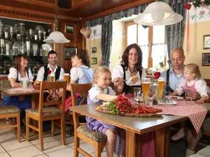 Gastraum im Landgasthof Hotel Luginger Gastraum im Landgasthof Hotel Luginger