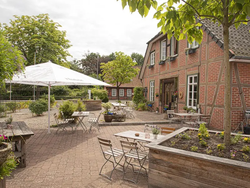 landhaus-mueden-terrasse1 landhaus-mueden-terrasse1