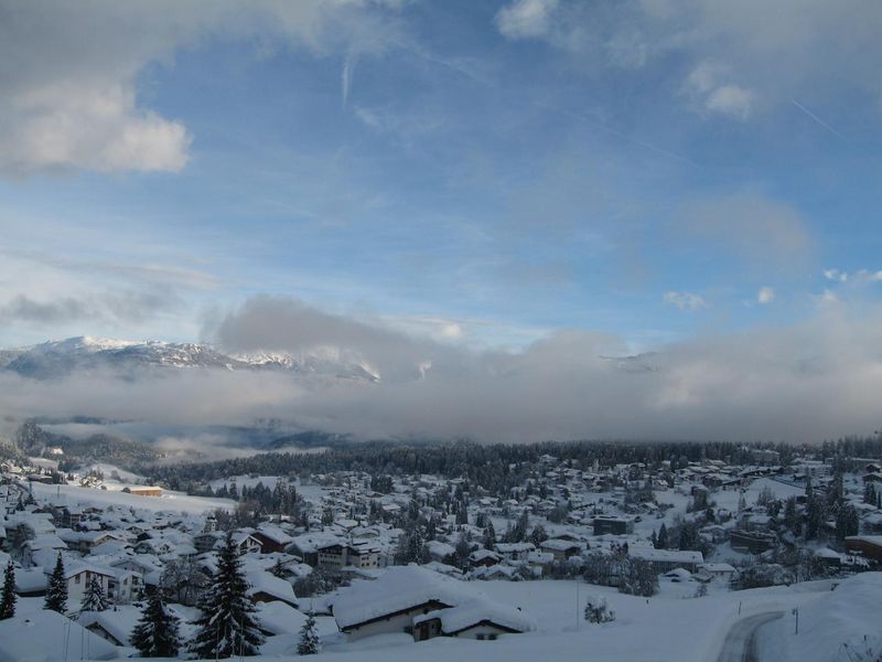 Blick vom vorderen Balkon über Flims