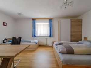 Schlafzimmer2