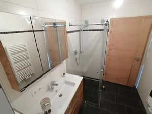 Badezimmer_Appartement_Bergluft