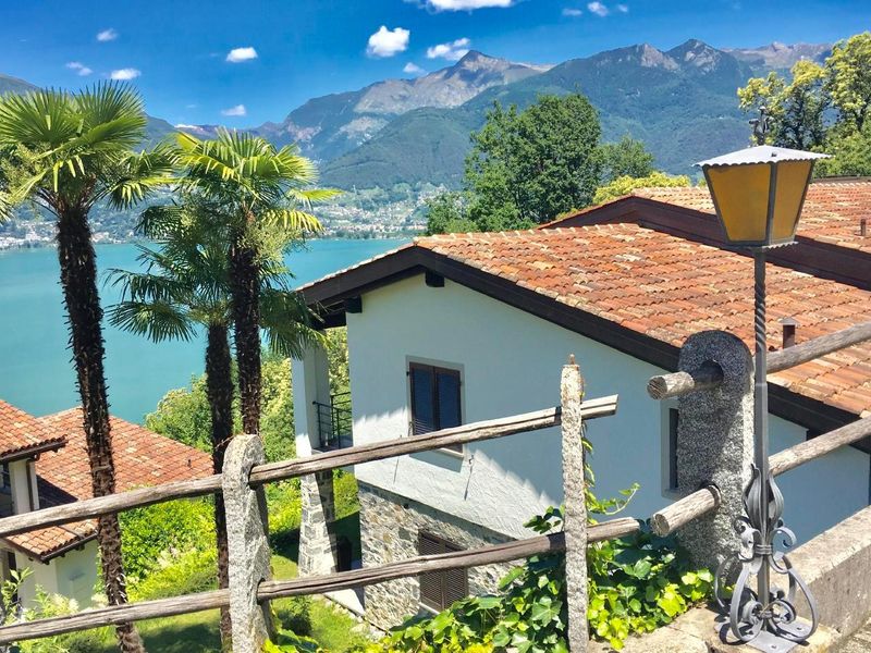 Wunderbarer Blick auf den Lago Maggiore.