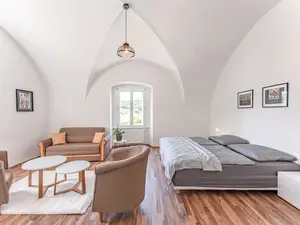 Wohn/Schlafzimmer Wohn/Schlafzimmer