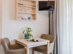 DiningRoom DiningRoom