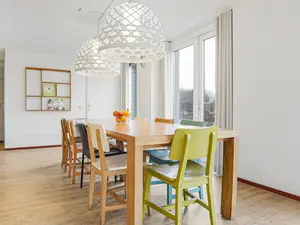 house house
