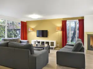 house house